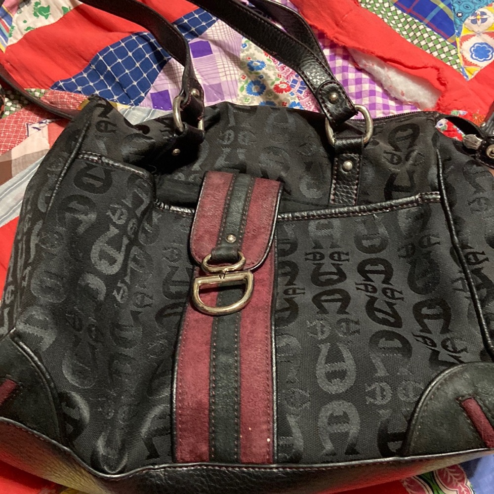 Med size purse only used once